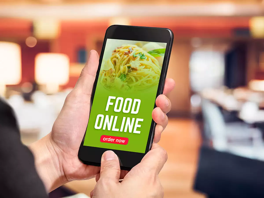 Why Restaurant Owners Should Make Use of Online Food Ordering Systems?