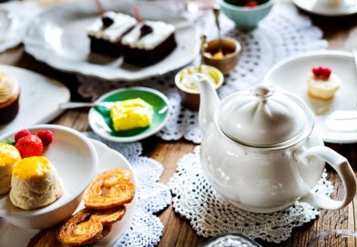 Tea Break Catering Etiquette Tips for Hosting Clients and Colleagues